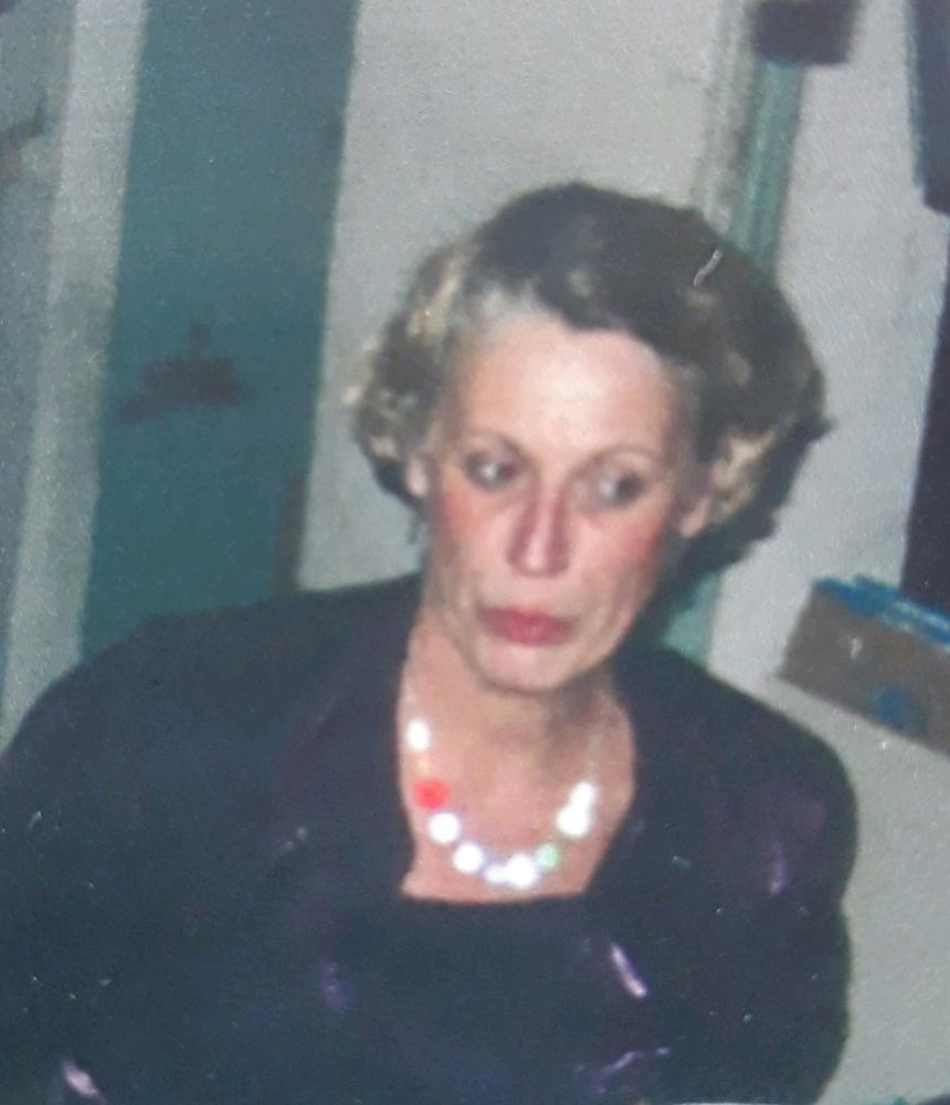 Anglais parler et &eacute;crit Fran&ccedil;ais tous niveaux.  Philosophie 0 17140 Lagord