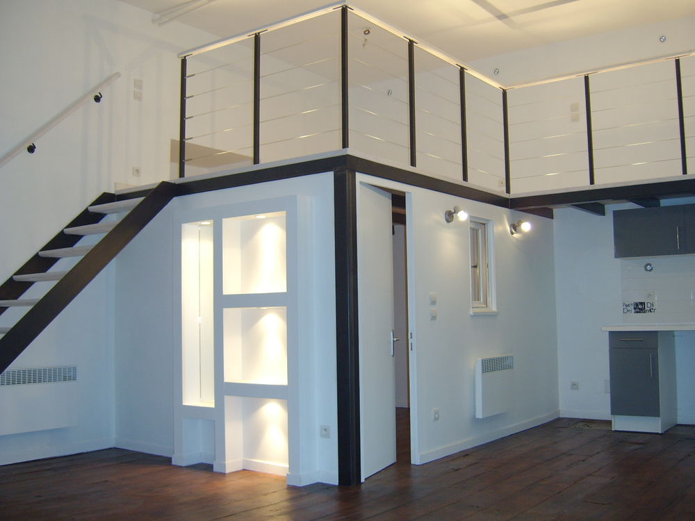 TOUT TRAVAUX  Batiment et Bricolage
0 64000 Pau