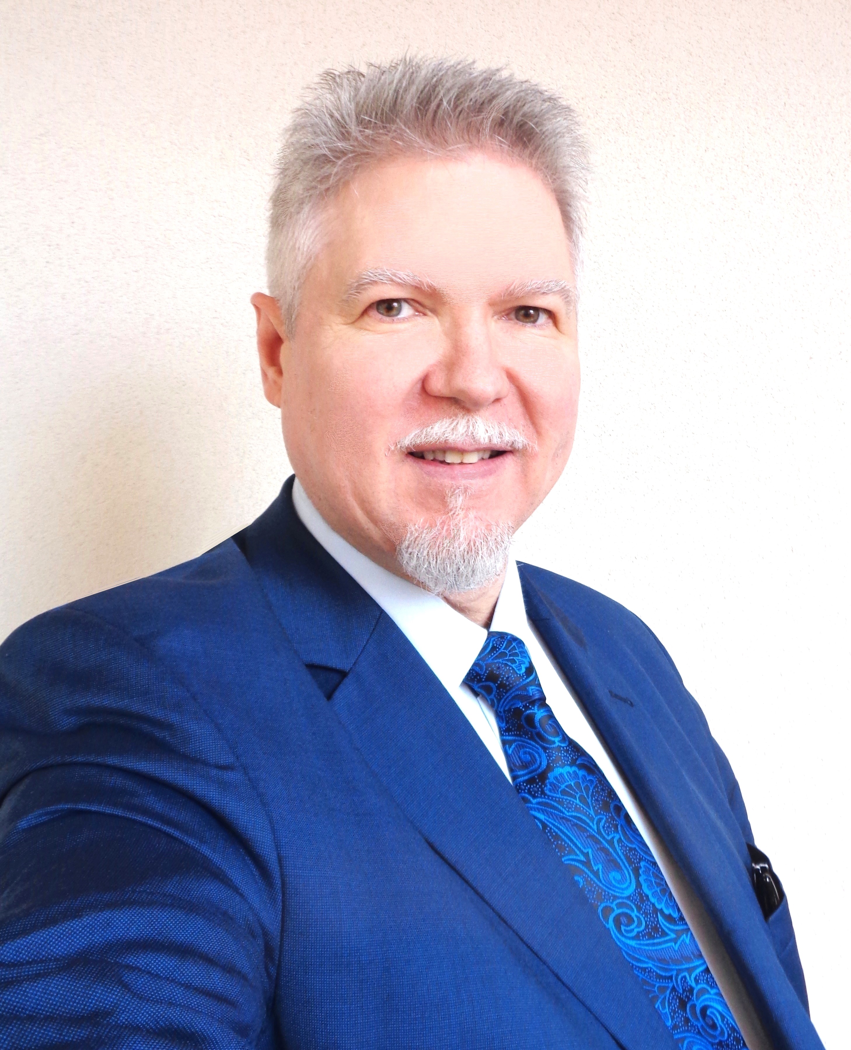 Professeur donne Cours d'ECONOMIE DROIT BAC STMG 0 75018 Paris