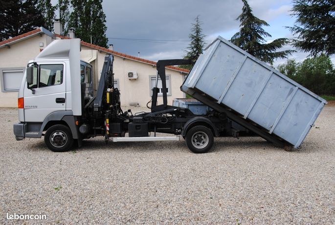 BENNE POUR V&Eacute;G&Eacute;TAUX ENCOMBRANTS 0 69230 Saint-genis-laval