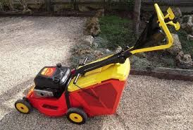 Entretien espaces verts et enl&egrave;vement d&eacute;chets. 0 33000 Bordeaux