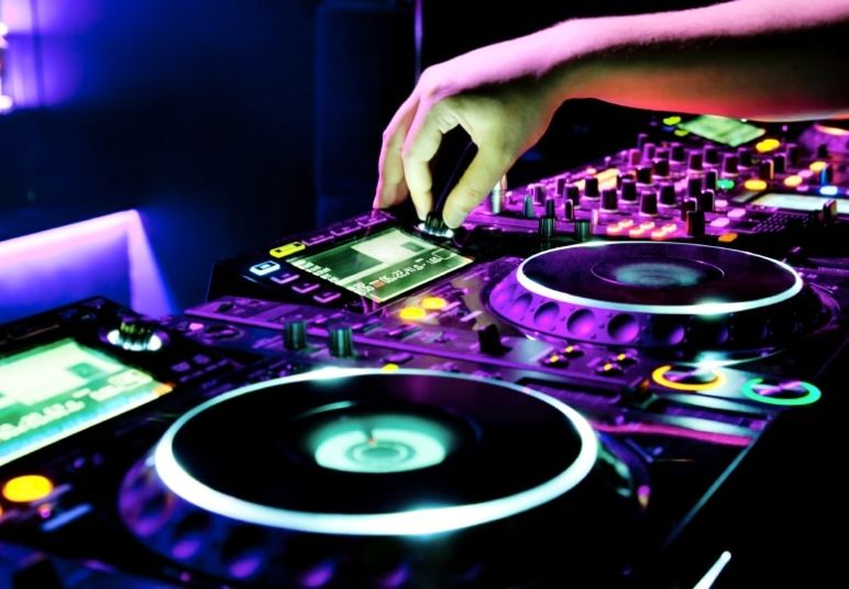 Animations musicales pour clubs s&eacute;niors 0 22300 Lannion