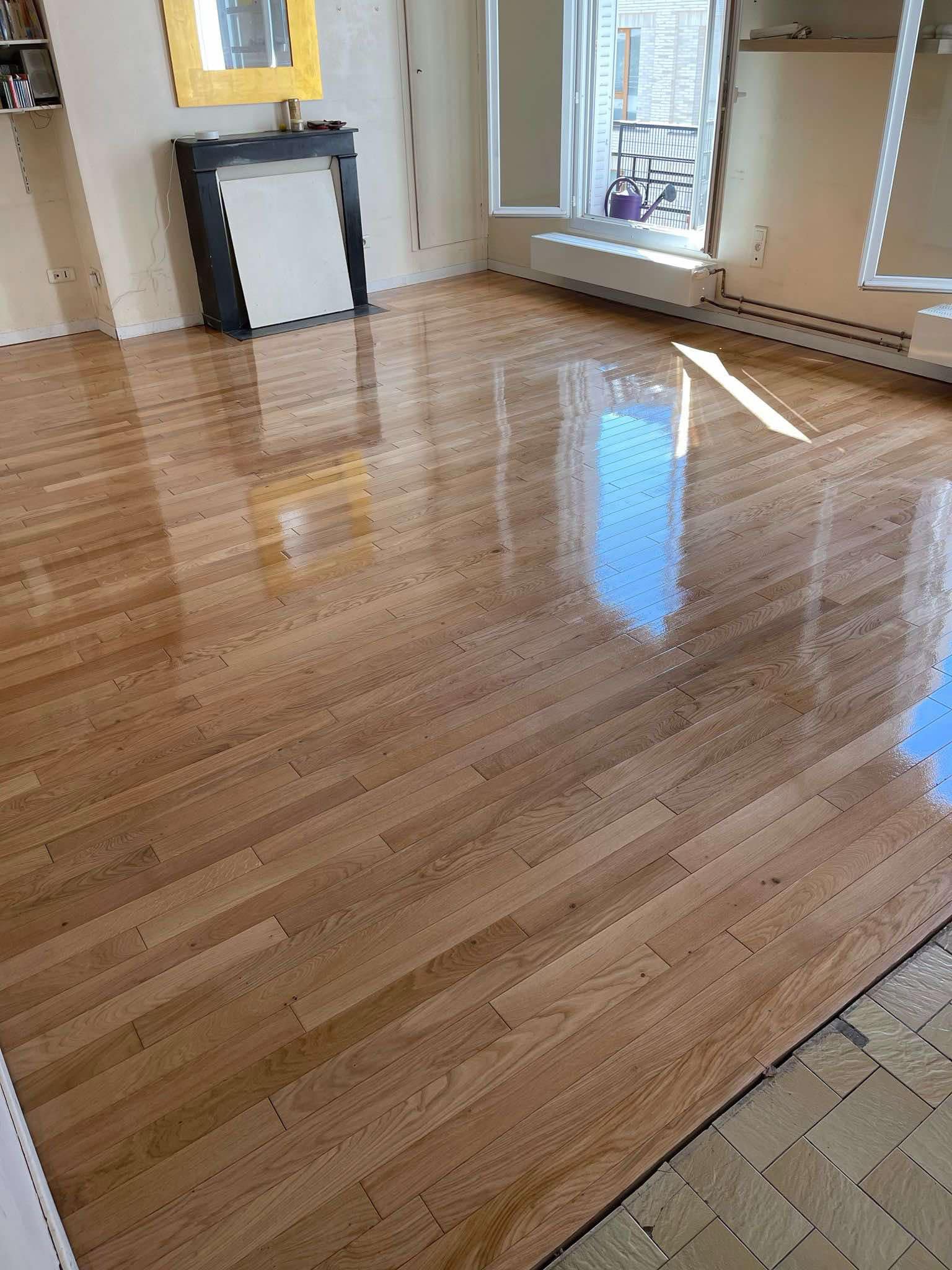 Pon&ccedil;age de parquet et vitrification 0 75020 Paris