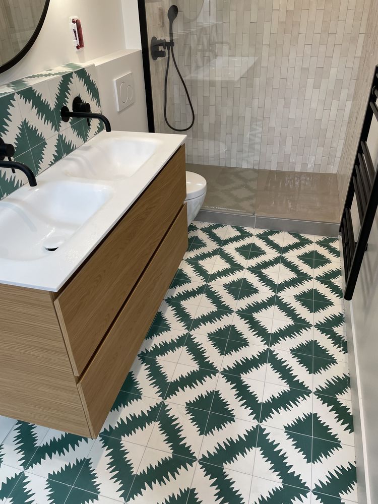 Plombier � R&eacute;novation Salle de Bain � D&eacute;pannage � D&eacute;cennale 0 75008 Paris