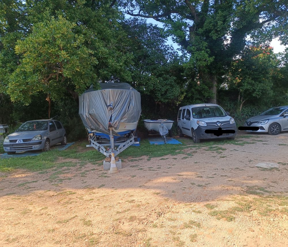 Gardiennage emplacement 0 13170 Les pennes-mirabeau