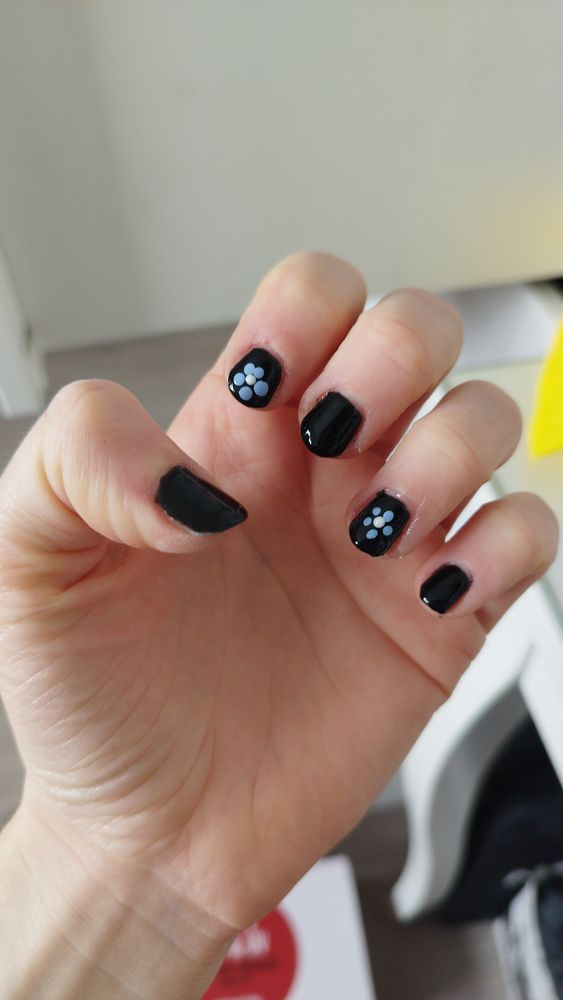 Pose de venis semi permanent 0 51430 Tinqueux