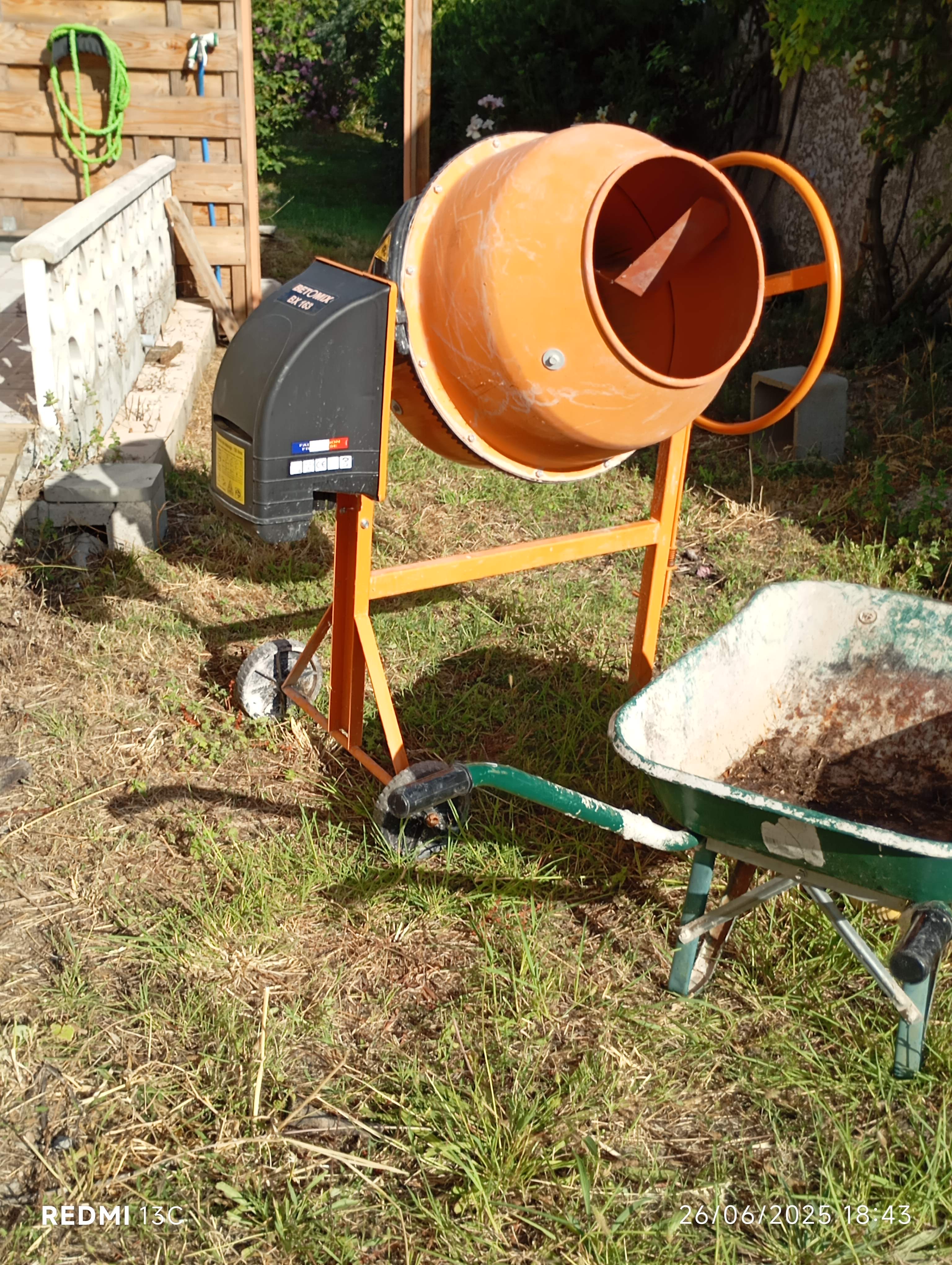 d'une b&eacute;tonni&egrave;re et mat&eacute;riel accessoire 0 34660 Cournonterral