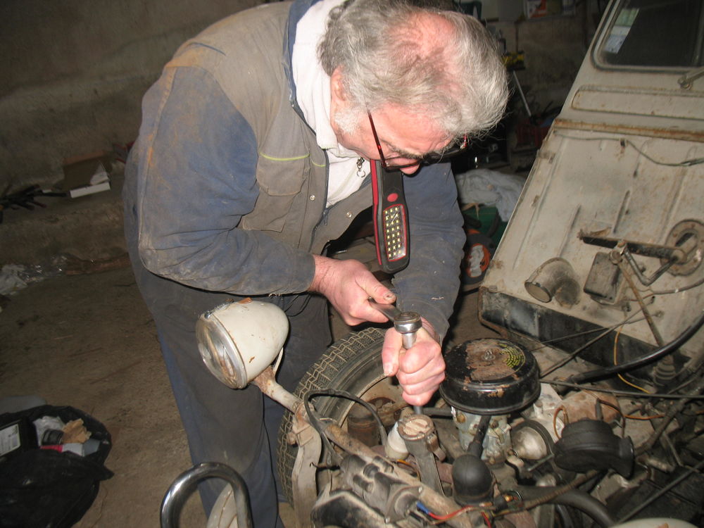  Entretien, r&eacute;paration sur des petits engins de B.T.P. et + 0 31230 Mauvezin