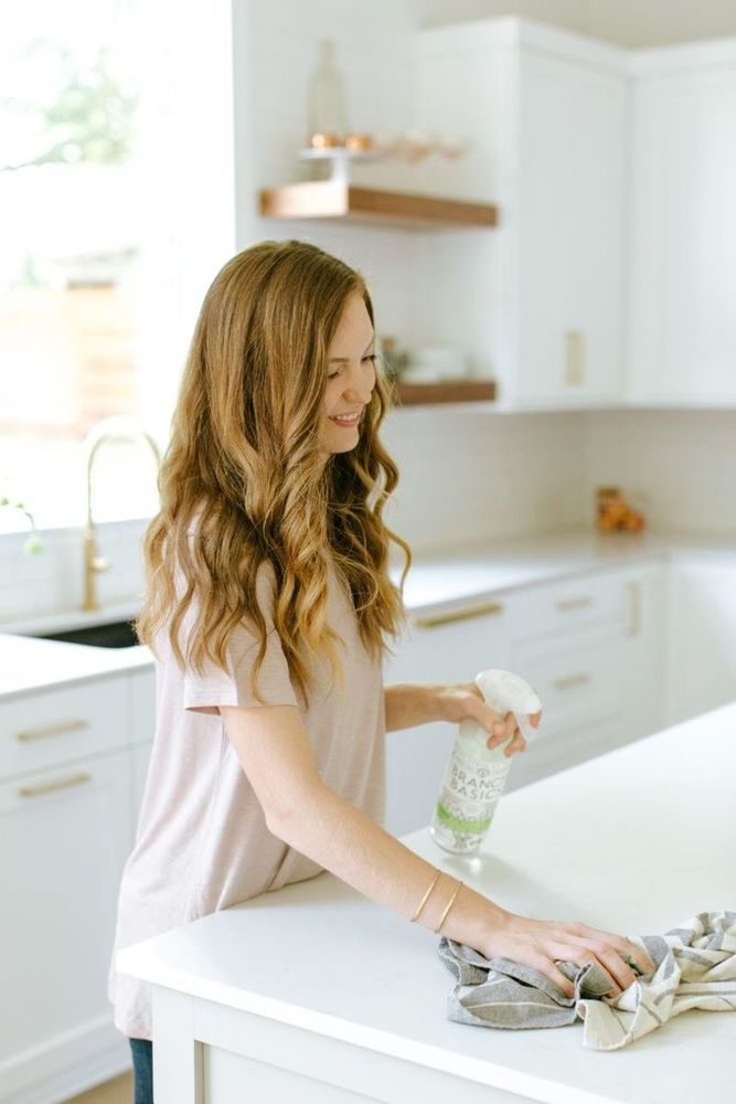 Femme de m&eacute;nage &agrave; votre service, contactez moi . 0 59000 Lille