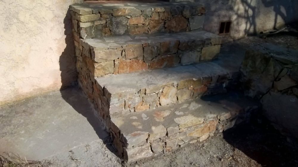 Ma&ccedil;on tailleur de pierre 0 83390 Cuers