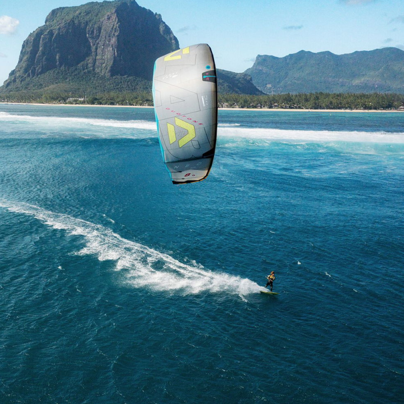 R&eacute;paration d'aile de kitesurf 0 33380 Biganos