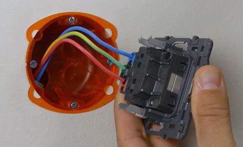 D&eacute;pannage / installation / R&eacute;paration 25 29000 Quimper