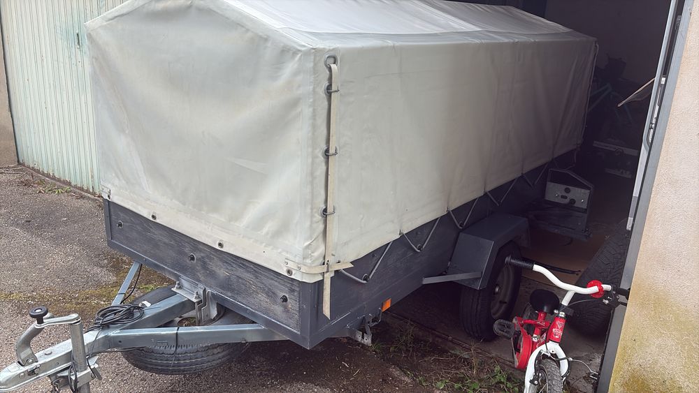 Bonjour, remorque 0 54360 Damelevi�res