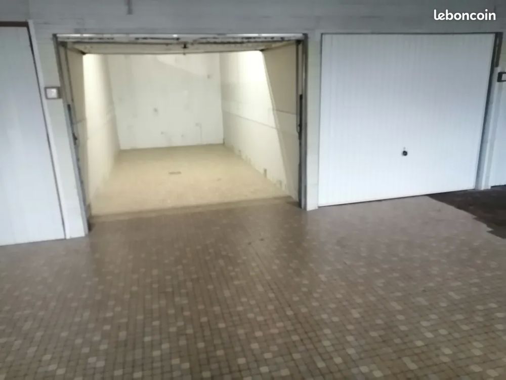 BOX GARDE MEUBLE 0 22340 Ma�l-carhaix