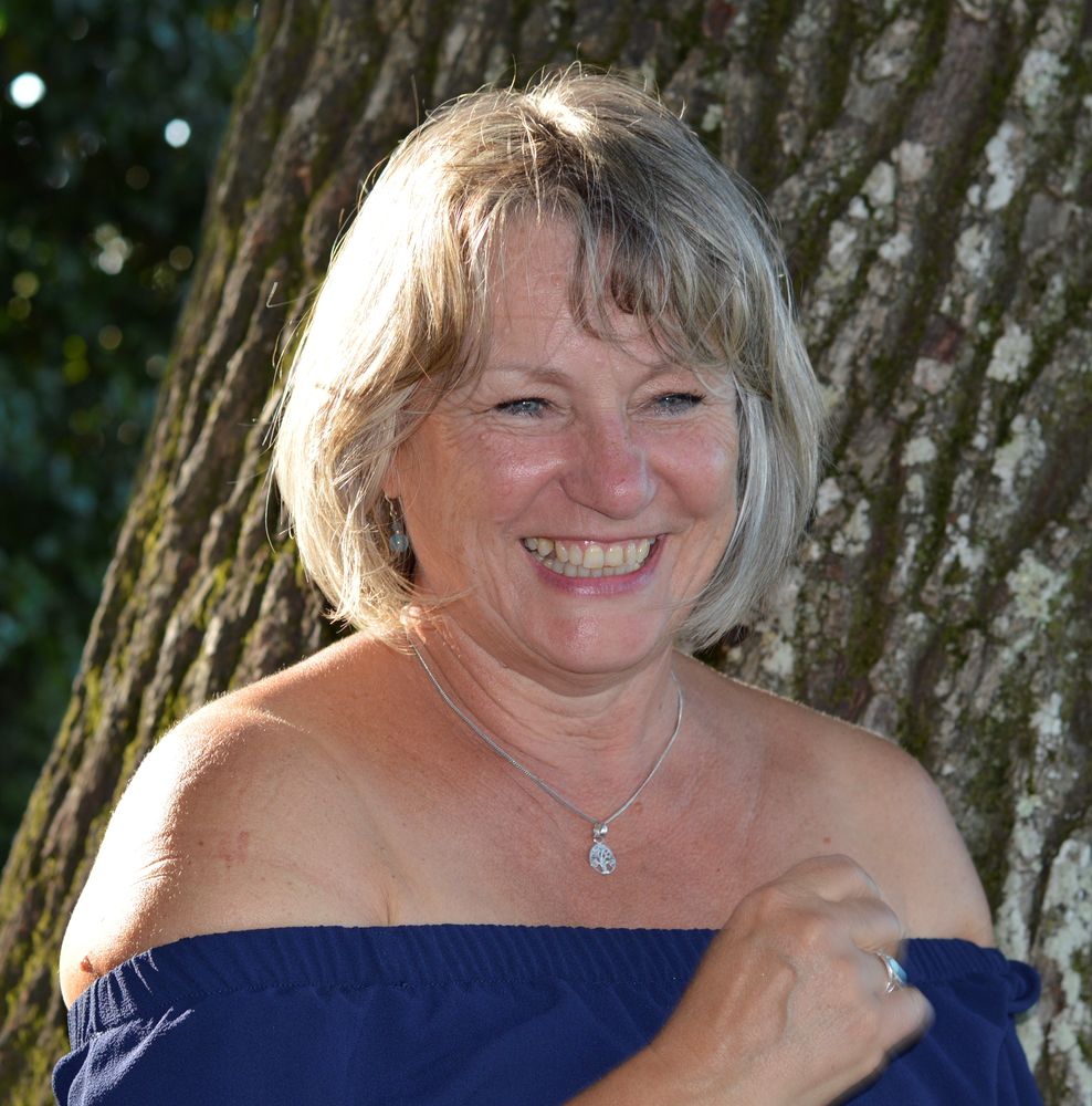 Photographe recherche  mod&egrave;les photo  f&eacute;minins 0 56000 Vannes