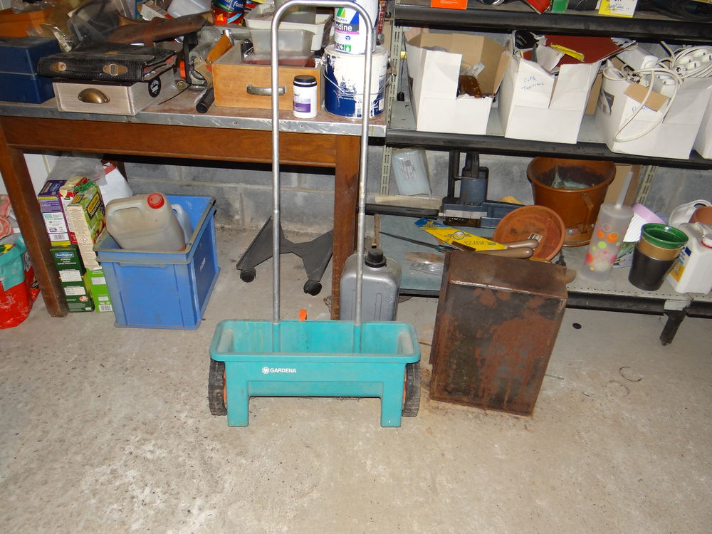 epandeur a gazon 10e 0 59169 F�rin