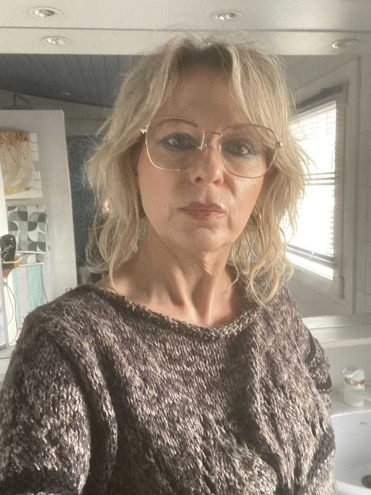 Aide m&eacute;nag&egrave;re cherche m&eacute;nage chez particuliers 0 25420 Voujeaucourt