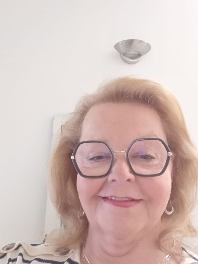 AIDE A LA PERSONNE 0 80800 Villers-bretonneux