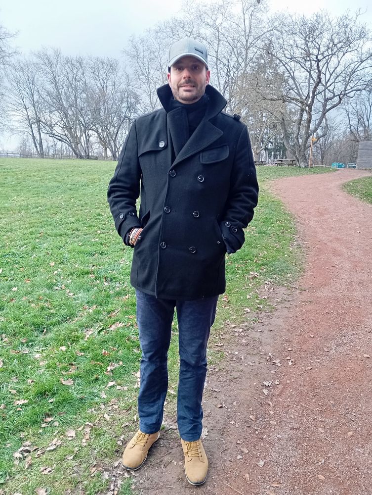 Garde et promenade de chiens (chats) 0 42300 Roanne