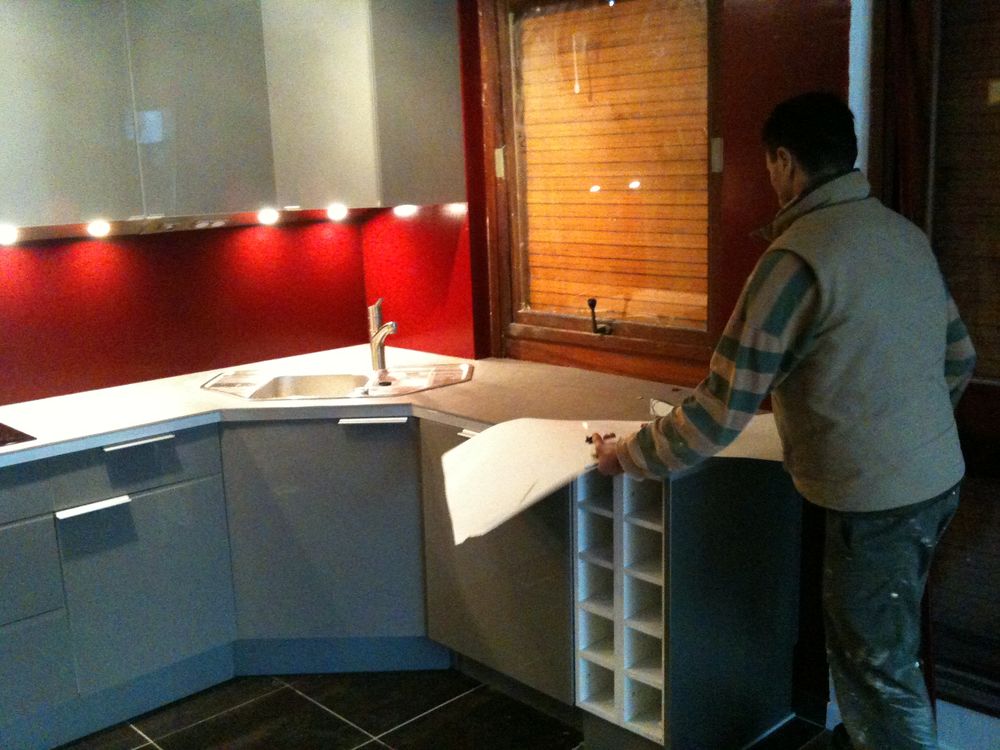 Artisan, montage et pose de cuisines &eacute;quip&eacute; compl&egrave;te avec pl 0 93250 Villemomble