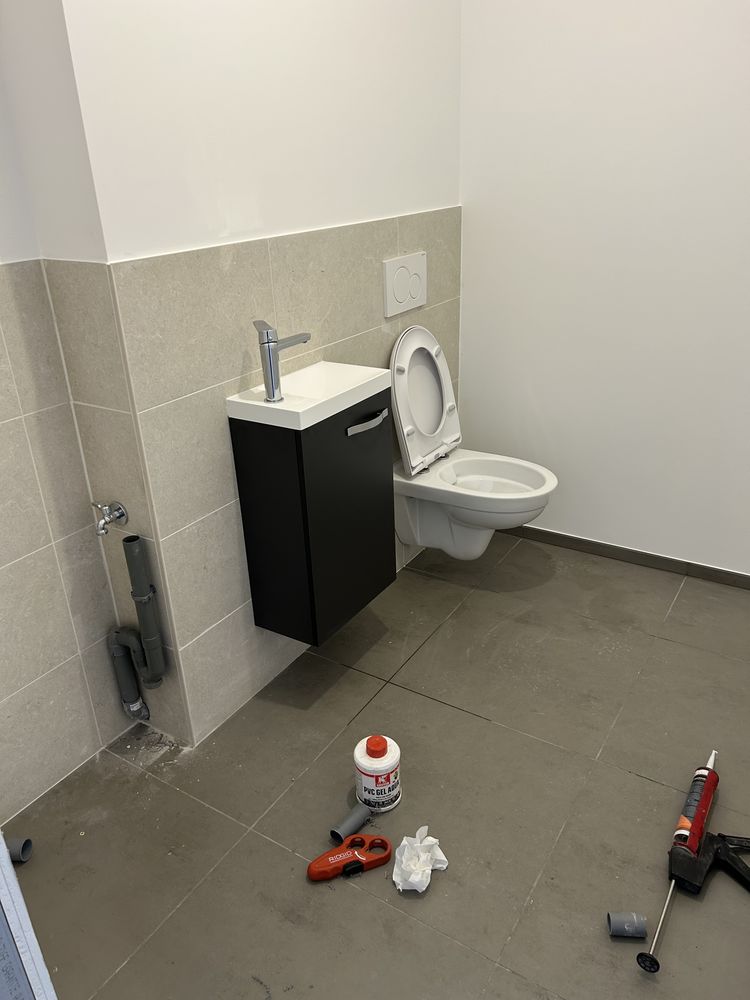 Plombier chauffagiste &agrave; la retraite recherche des travaux
0 74800 Amancy