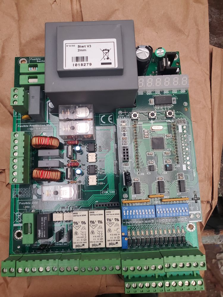 platine &eacute;lectronique 0 08170 Haybes