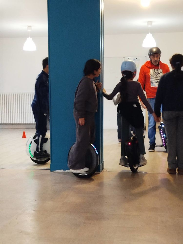 propose atelier initiation a la gyroroue pour enfants adulte 0 91170 Viry-ch�tillon