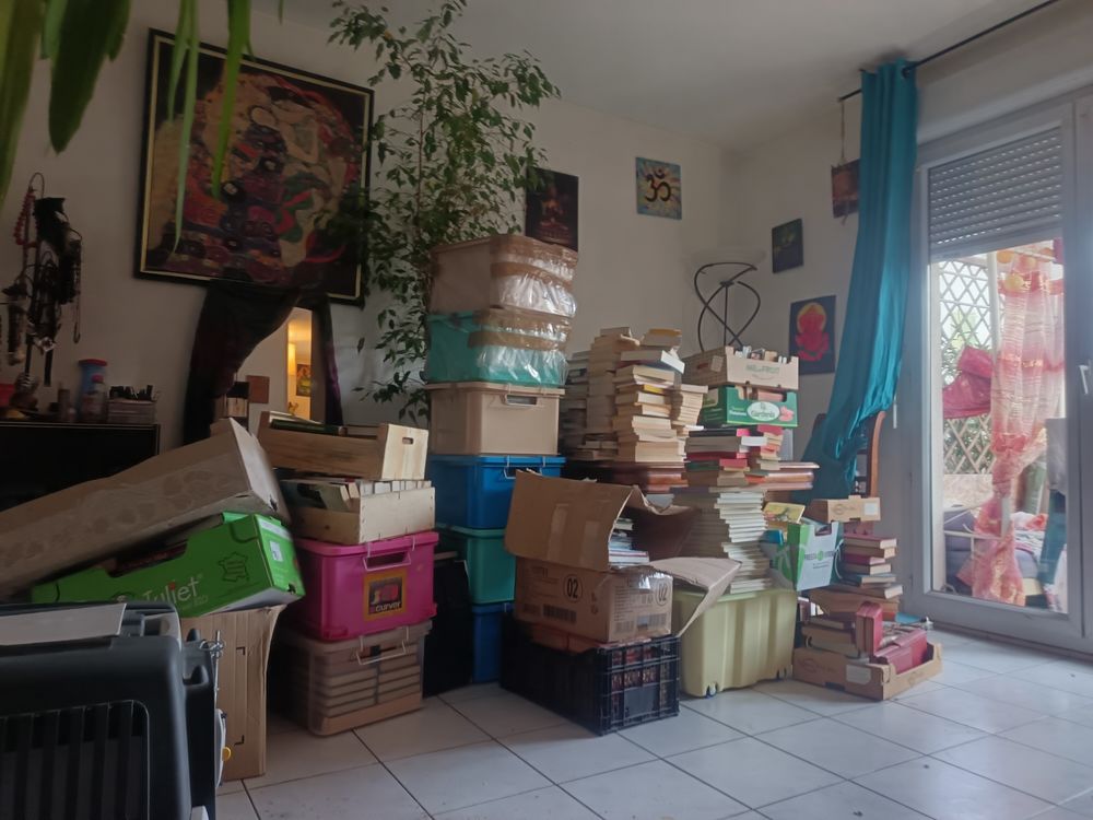 Vide biblioth&egrave;que dans le gard et d&eacute;partements limitrophes 0 30200 Bagnols-sur-c�ze