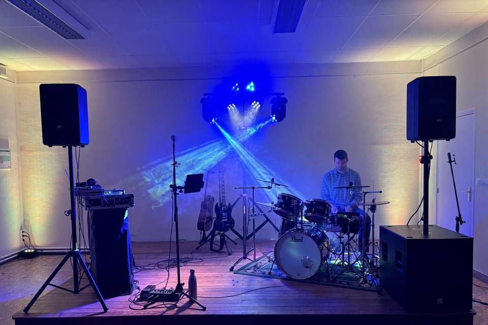 GROUPE DE MUSIQUE - LES DEUX GRABUGEURS 0 27300 Bernay