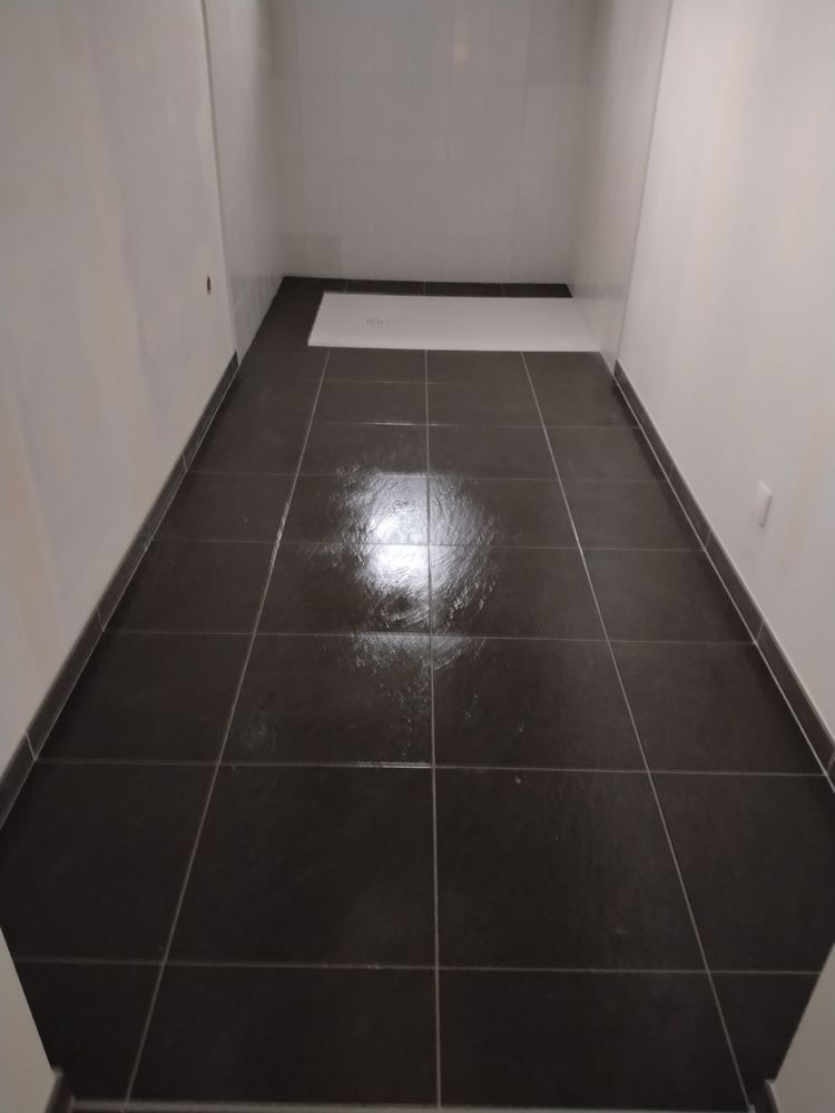 Carreleur entrepreneur 0 72100 Le mans