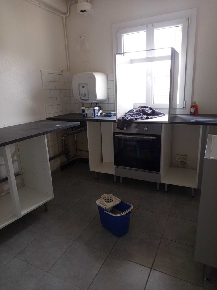 homme cherche travail 0 03100 Montlu�on