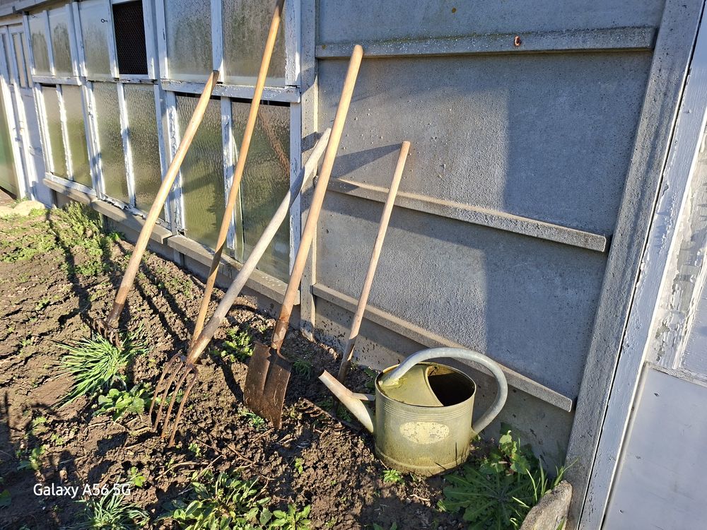 JARDINAGE 0 22690 La vicomt�-sur-rance