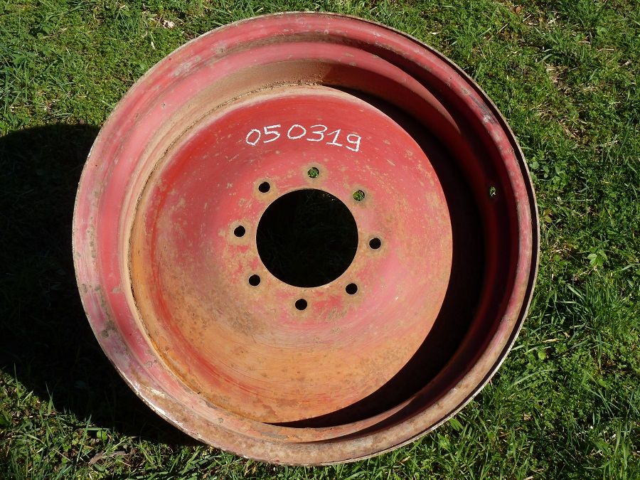 Une jante 10 x 24 r&eacute;f 050319 58 10290 Marcilly-le-hayer