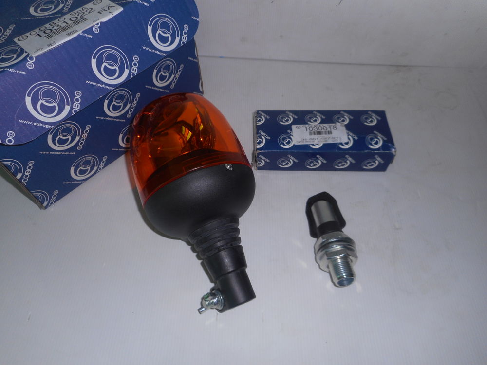 Gyrophare et kit de fixation COBO 25 88300 Neufch�teau