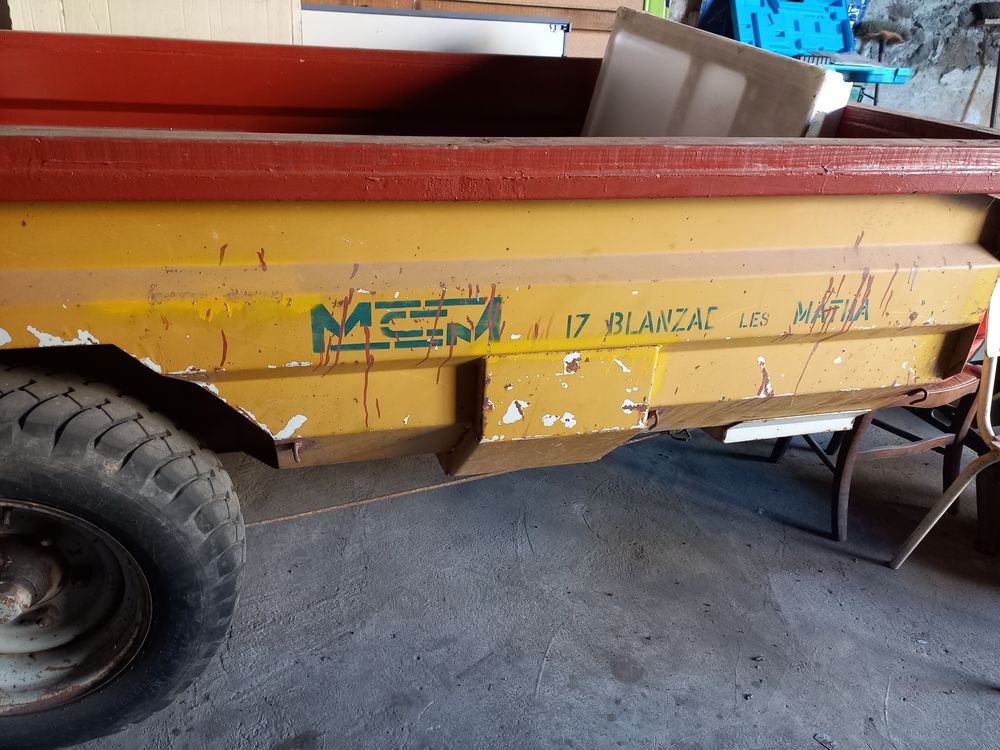 benne agricole 5000 34360 Saint-chinian