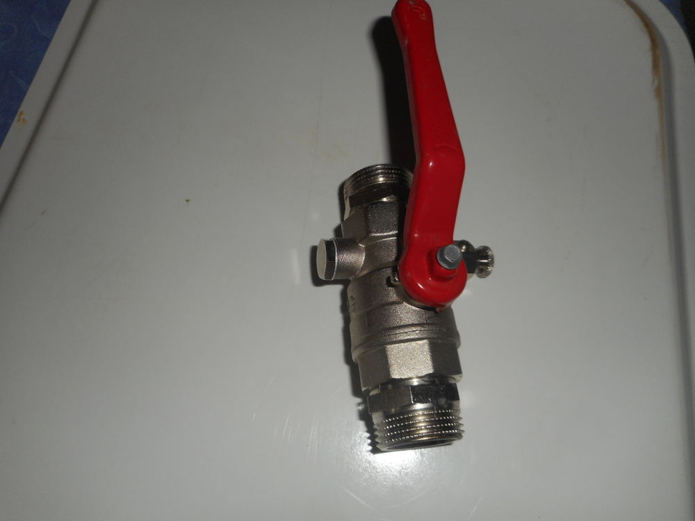 Vanne a boule en laiton avec purgeur CW617N 1" 5 88300 Neufch�teau