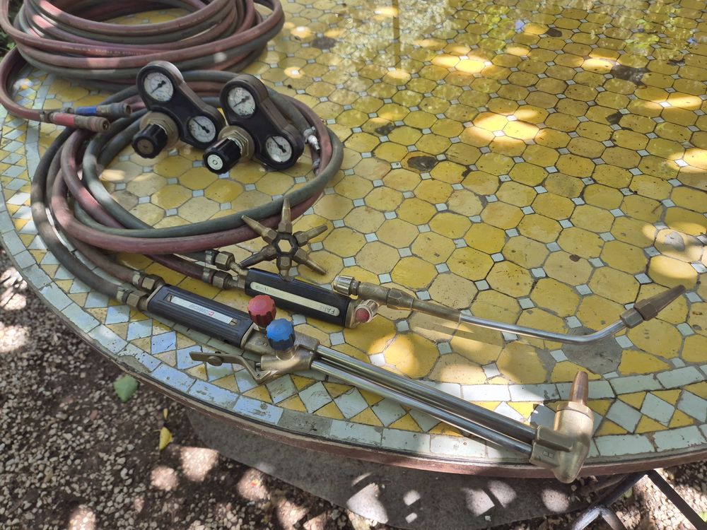 Chalumeau et d&eacute;coupeur oxyac&eacute;tyl&eacute;nique marque Sauvageau. 300 83110 Sanary-sur-mer