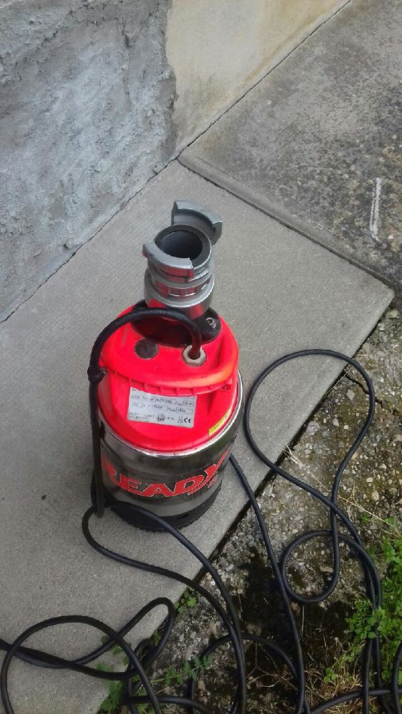 Pompe d'&eacute;puisement 800 38460 Cr�mieu