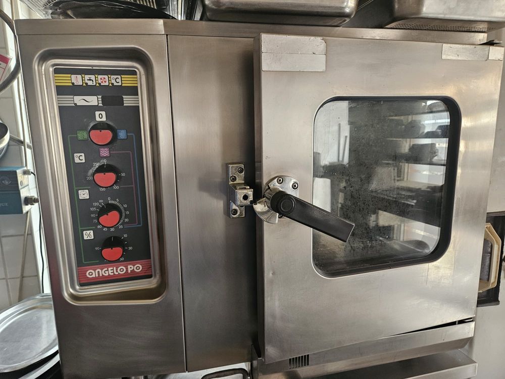 FOUR ELECTRIQUE 500 83600 Fr�jus