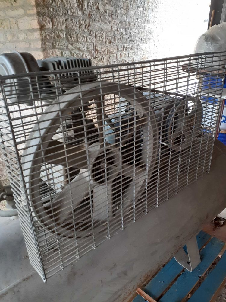 compresseur 550 79210 Mauz�-sur-le-mignon