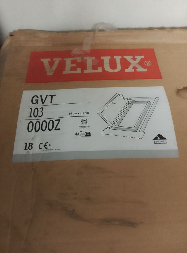 Vent velux 200 22100 Dinan