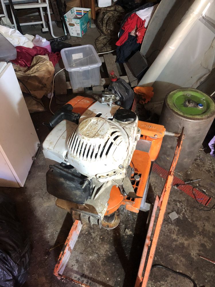 Carotteuse thermique sthil 300 42560 Margerie-chantagret