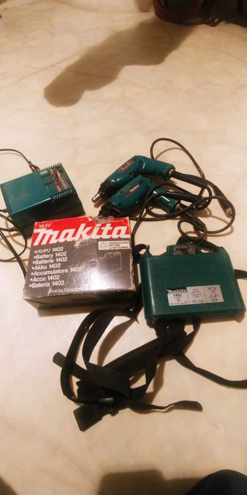 2 visseuses Makita 400 33490 Caudrot