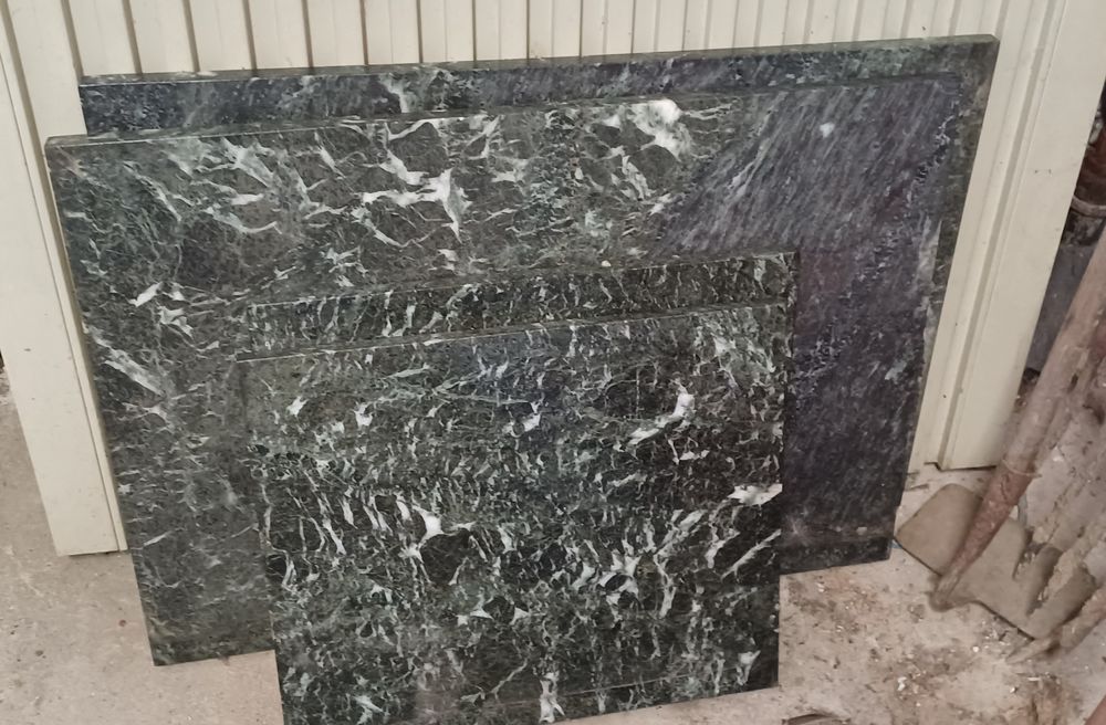 Plaques de marbre  belle qualit&eacute; 550 27580 Bourth