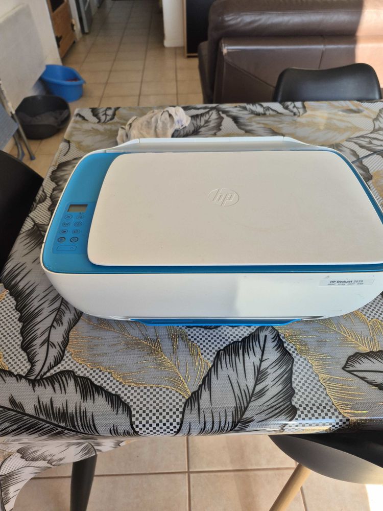 bonjour je vent Une imprimante HP bonne &eacute;tant avec  engre 20 34700 Le bosc