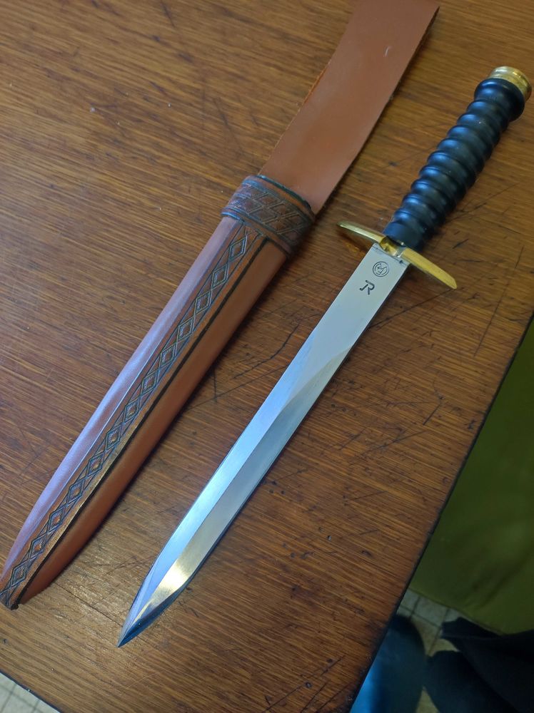 dague+de+chasse 150 24700 Moulin-neuf