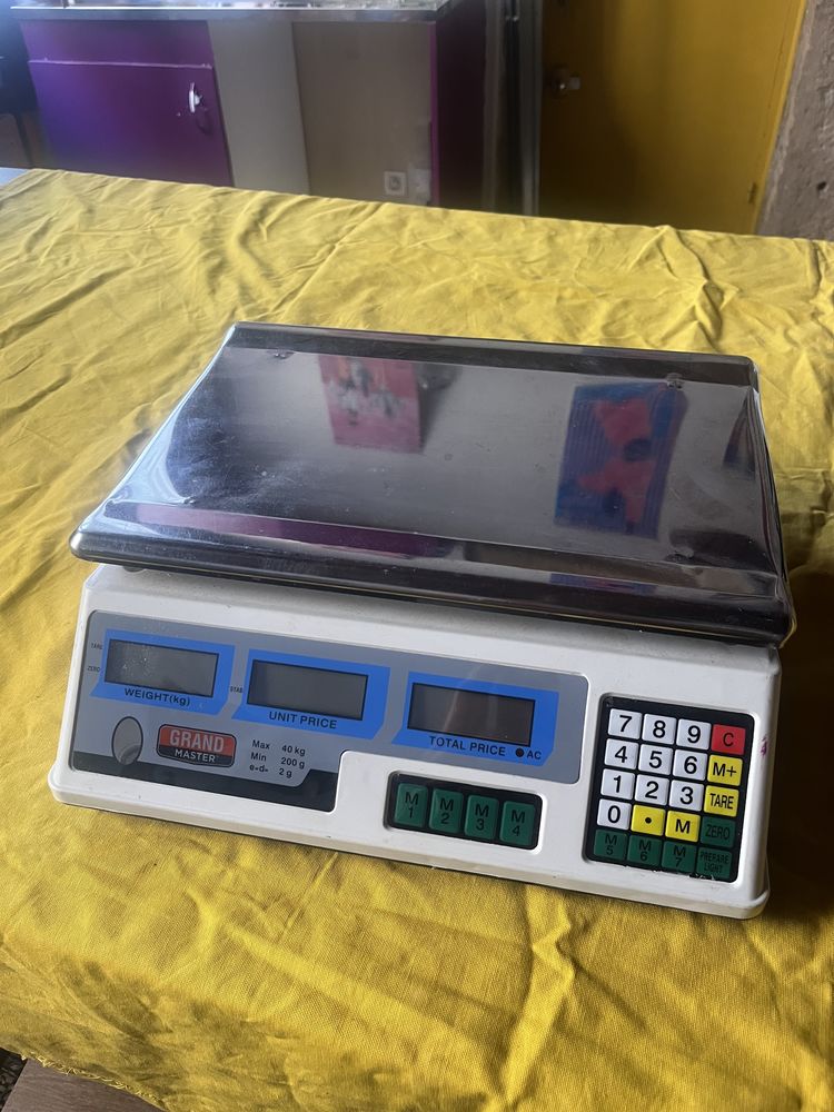 2 Balances professionnel fruit et l&eacute;gumes 100 69001 Lyon