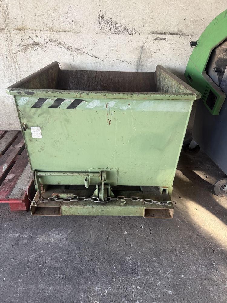 BENNE DE CHARGEMENT/DECHARGEMENT 800 78955 Carri�res-sous-poissy