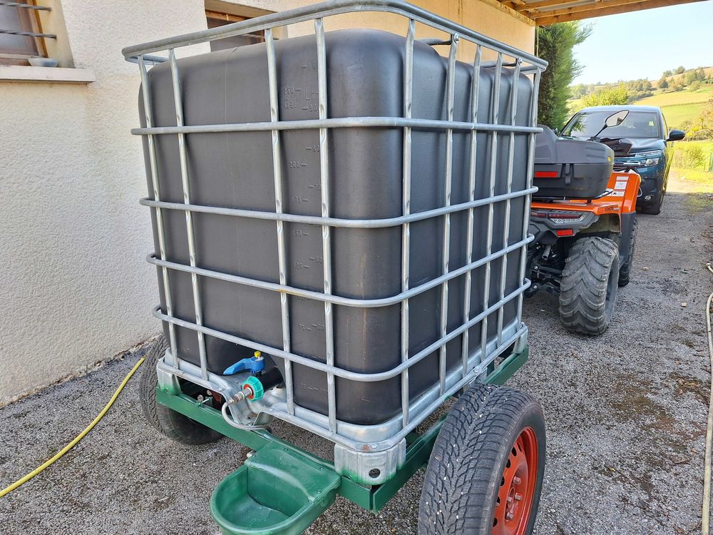 TONNE 1000L ABREUVOIR NIVEAU CONSTANT 1700 38300 Bourgoin-jallieu