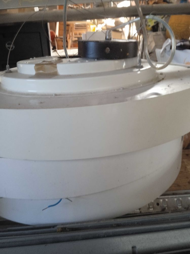 +si+gros+luminaires+&agrave; +l'aide 200 34340 Marseillan